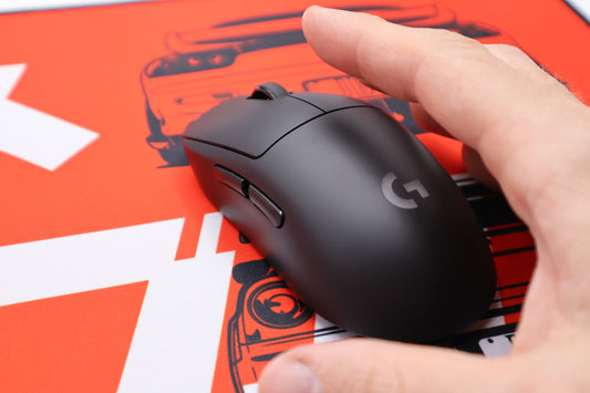 Hand Gripping Gaming Mouse